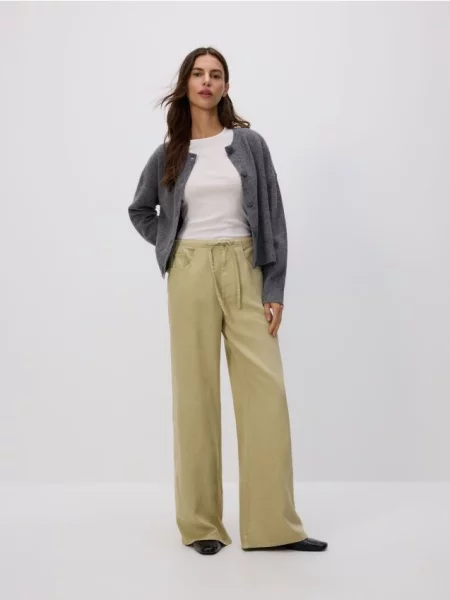 Reserved Blugi wide leg din Lyocell verde