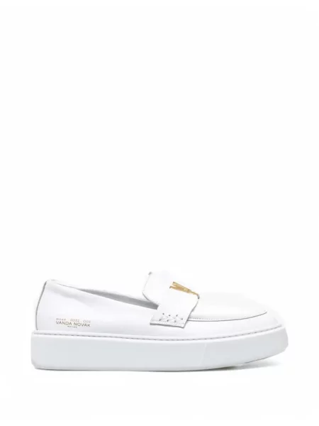 Loafersy Vanda Novak biela