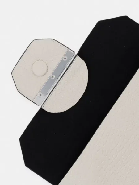 Кожаный клатч Allsaints