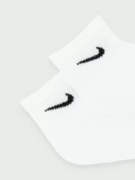 Nike Sportswear ponožky EQUIP biela