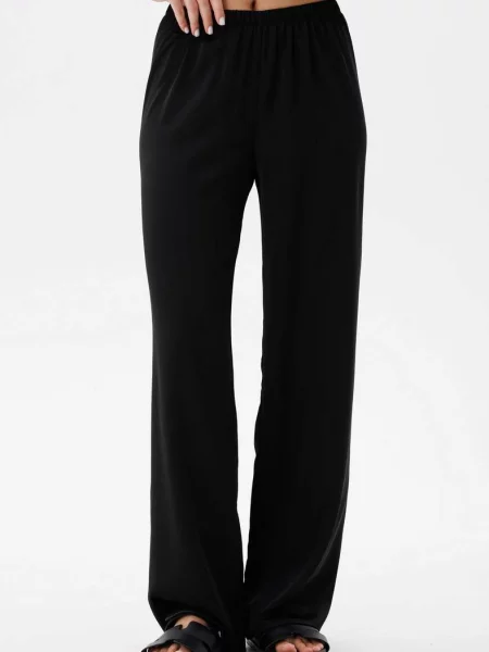 Брюки с высокой посадкой чорні