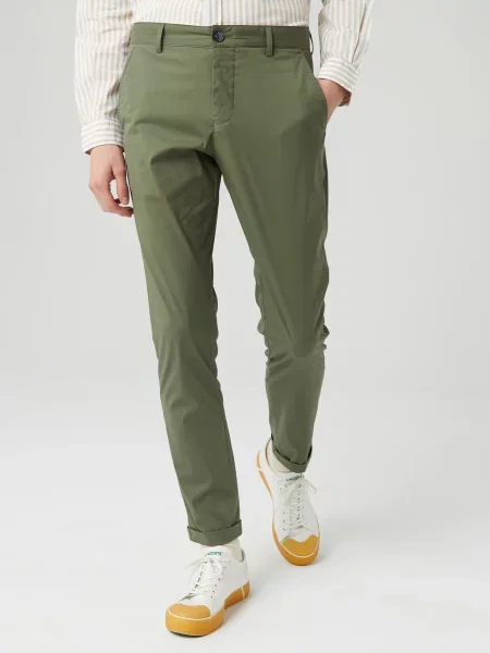 Lacoste Чіноси зелений