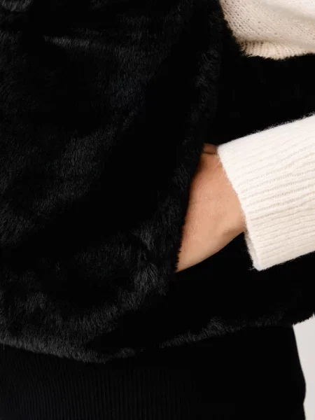 DKNY безрукавка