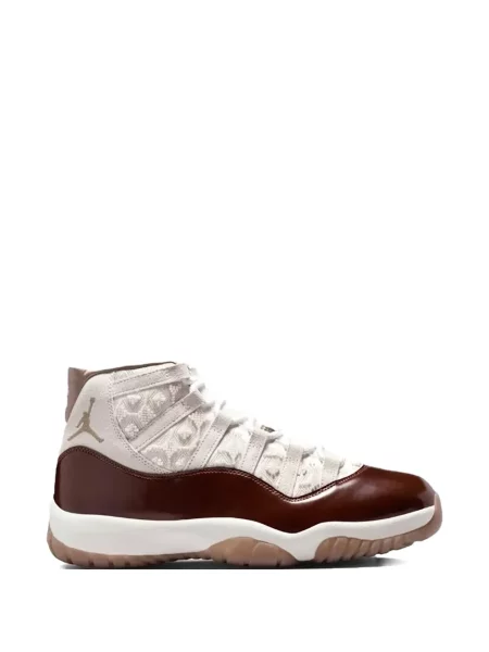 Sneakerși Jordan maro