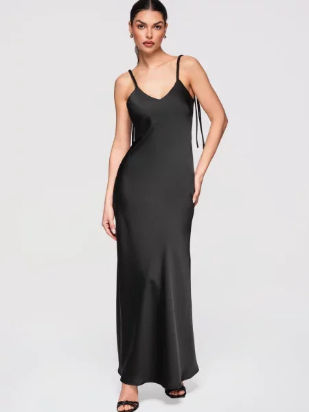 Rochie de seară Edoti de costum negru