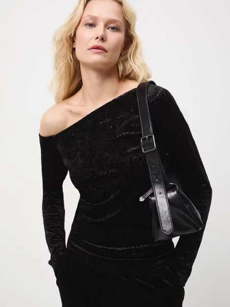 Tričko s dlouhým rukávem Medicine cold shoulder černá