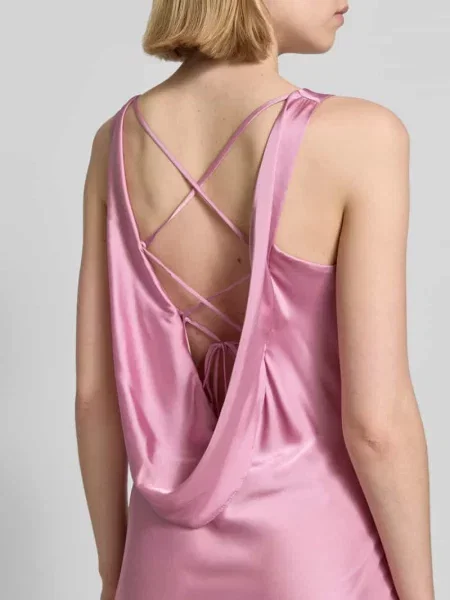 Sukienka wieczorowa z tylnym wiązaniem Luxuar Fashion różowa