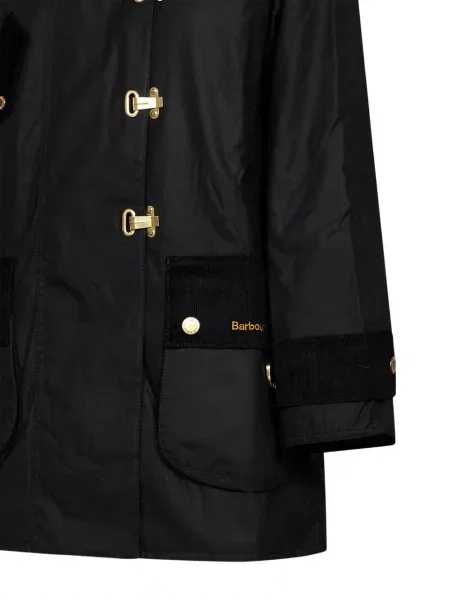 Manšestrový dvouřadý kabát Barbour černý