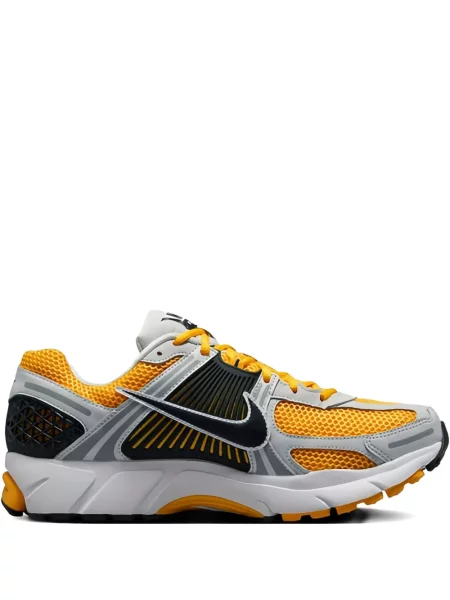 Sneakerși Nike Vomero galben