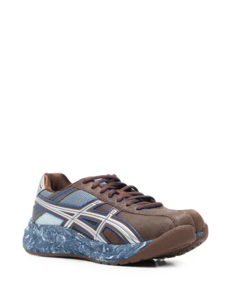 Sneakerși Asics maro