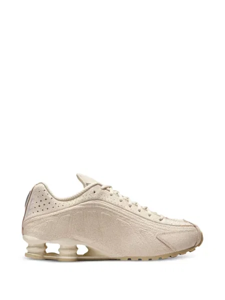 Sneakerși Nike Vomero galben
