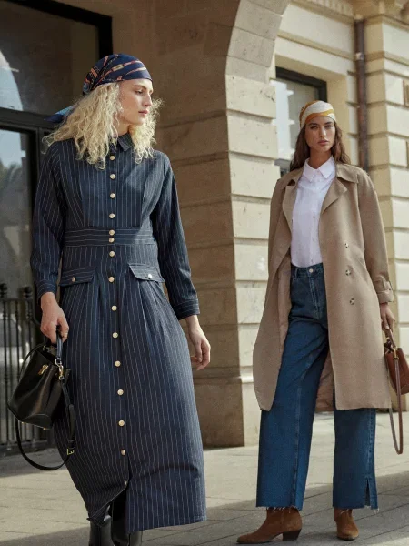 Sukienka koszulowa Trendyol czarna