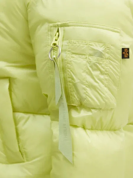 Geacă Alpha Industries cu glugă verde