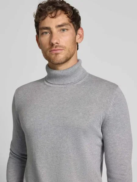 Sweter o kroju slim fit z mieszanki bawełny i wełny Christian Berg Men
