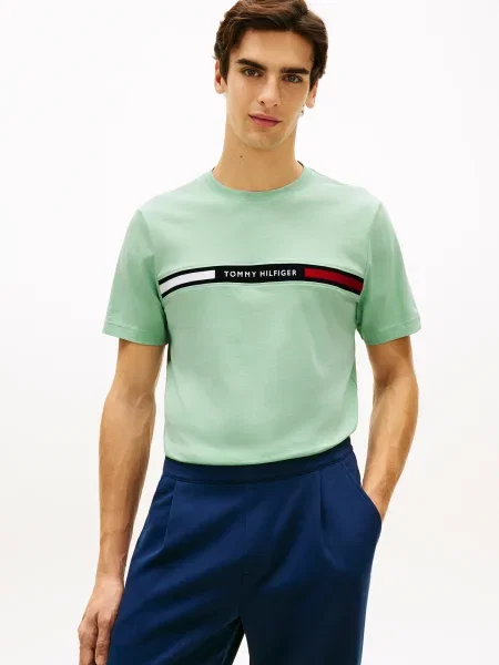 TOMMY HILFIGER Tričko mätová / červená / čierna biela