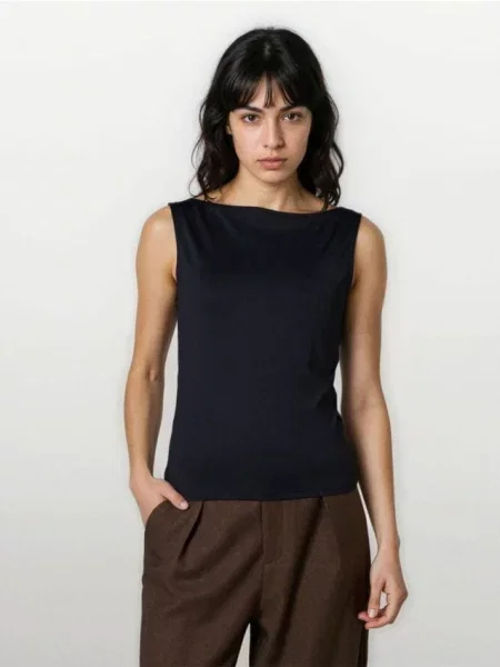 Гладкий топ без рукавів чорний
