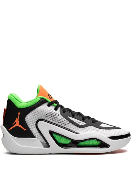 Sneakerși Jordan alb