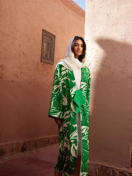 Sukienka Trendyol w tropikalny nadruk zielona