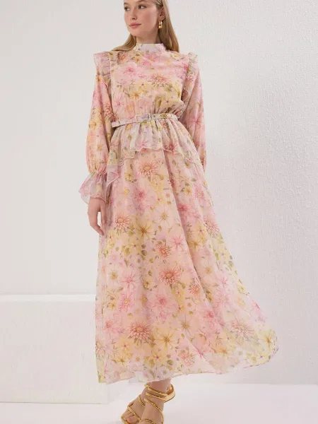 Trendyol Rochie kaki / portocaliu deschis / pal / pastel roz