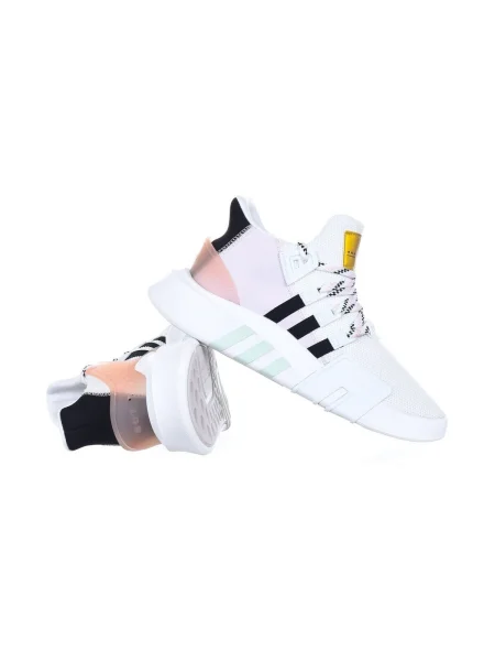 Félcipő Adidas fehér