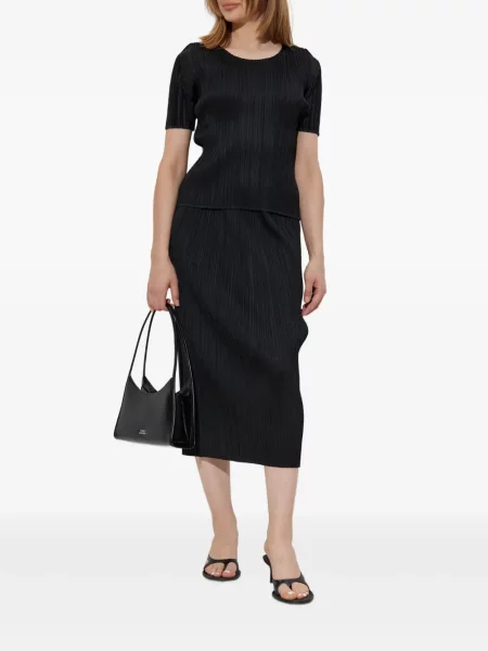 Marškinėliai Pleats Please Issey Miyake juoda