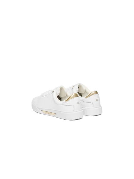 Sportcipők Tommy Hilfiger Essential Chic Court Sneaker fehér