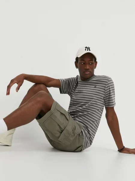 Тениска G-Star Raw с десен сиво