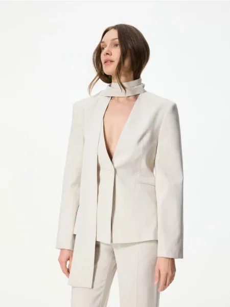 Reserved LADIES` BLAZER bej