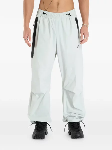 Căciulă Nike alb