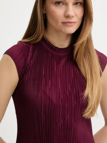 Calvin Klein ruha