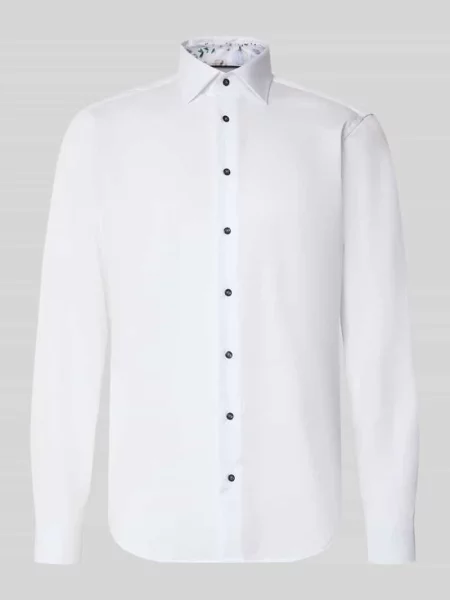 Koszula o kroju slim fit biznes z kołnierzykiem typu kent Christian Berg Men biała