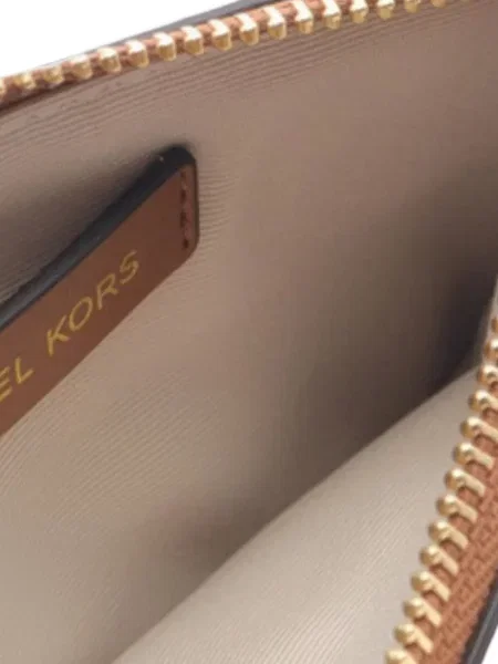 Portofel Michael Kors cu autograf