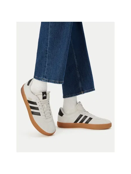 Superge adidas VL Court Kremna