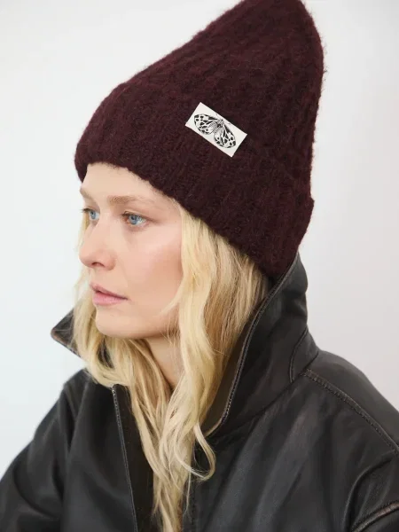 Шапка Medicine винено червено
