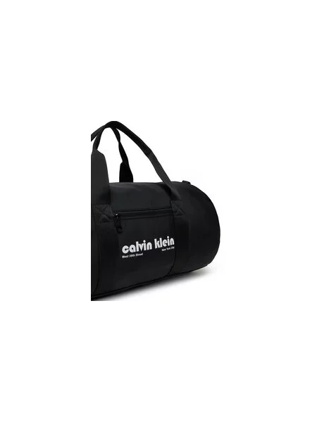 Calvin Klein Jeans Športová taška Ckj Graphic Ck Crossbody Duffle čierna
