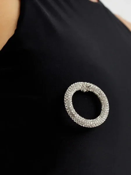 Top Nué de cristal negru