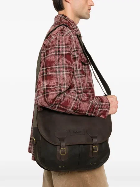 Kožna crossbody torba Barbour sa kopčom smeđa