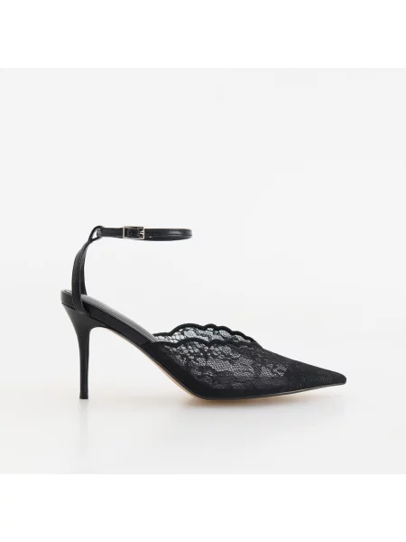 Reserved LADIES` PUMPS fekete