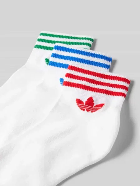 Skarpety z detalem z logo w zestawie 3 szt. białe