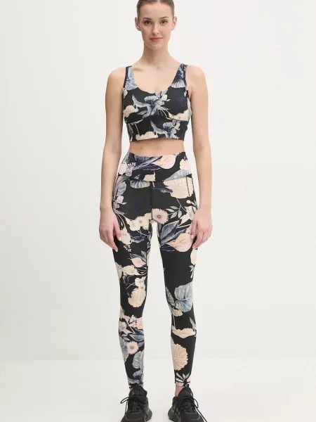 Top za vadbo Under Armour Meridian črna