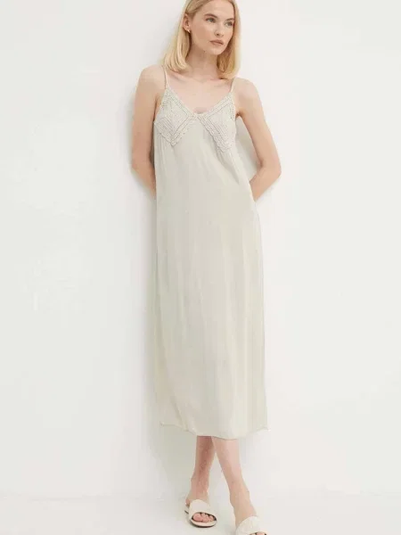 Рокля Sisley дълга със стандартна кройка бежово