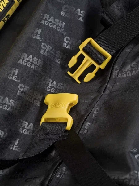 Crash Baggage kemény fedelű bőrönd STRIPE kis méretű cm sárga