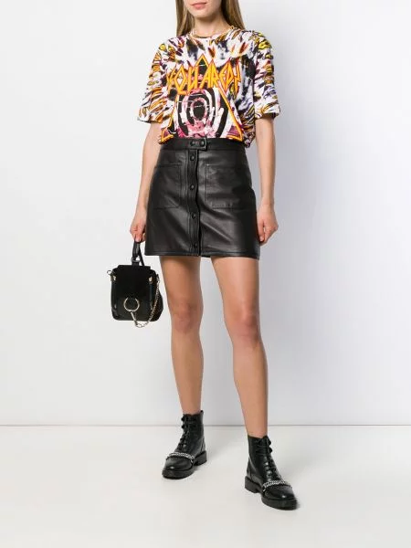 Тениска Dsquared2 с принт с tie-dye ефект черно