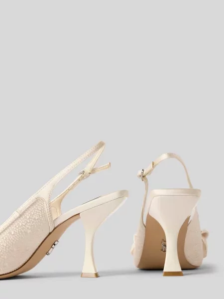 Czółenka z ozdobną kokardą model ‘Neasa’ Steve Madden biała