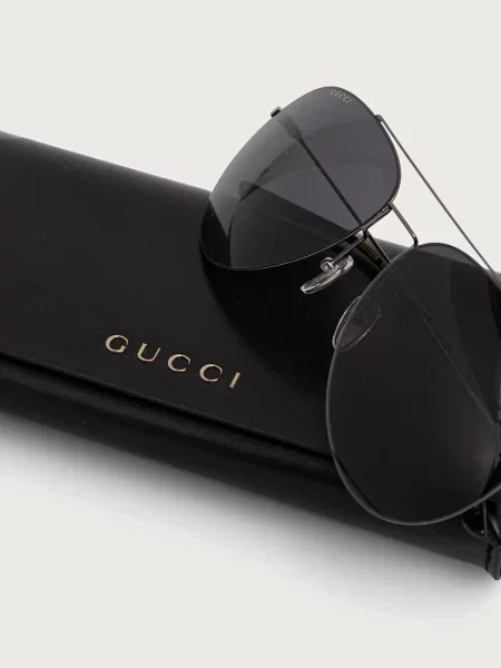 Солнцезащитные очки Gucci