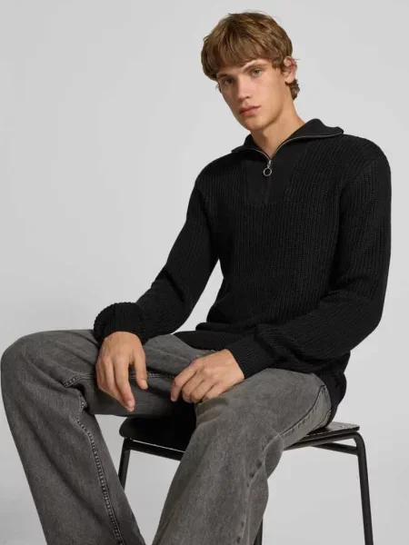 Bluza z kołnierzem i detalem z logo model ‘DENO’ Blend czarna