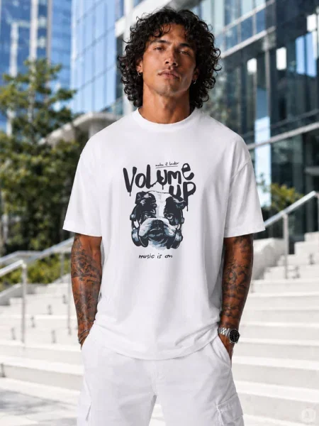 T-shirt oversize z nadrukiem Dstreet biały