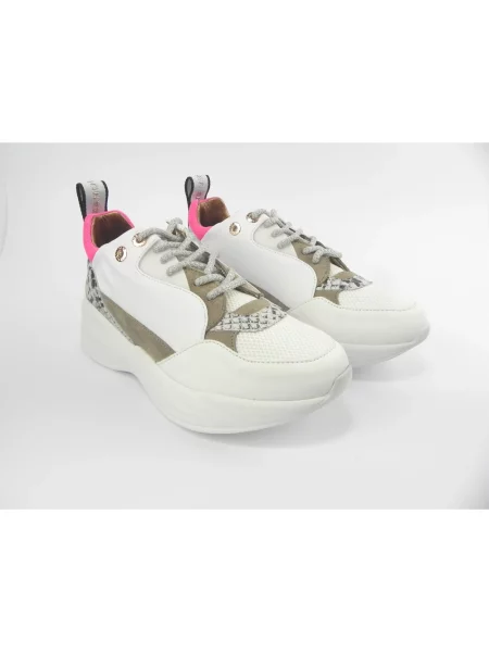 Sneakersy Alexander Smith białe