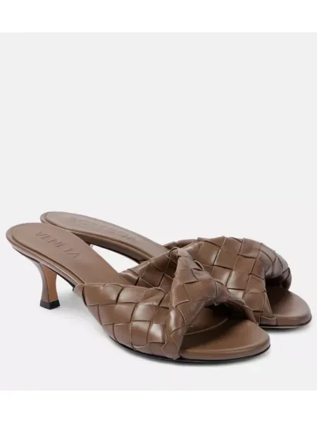 Papuci tip mules Bottega Veneta din piele maro