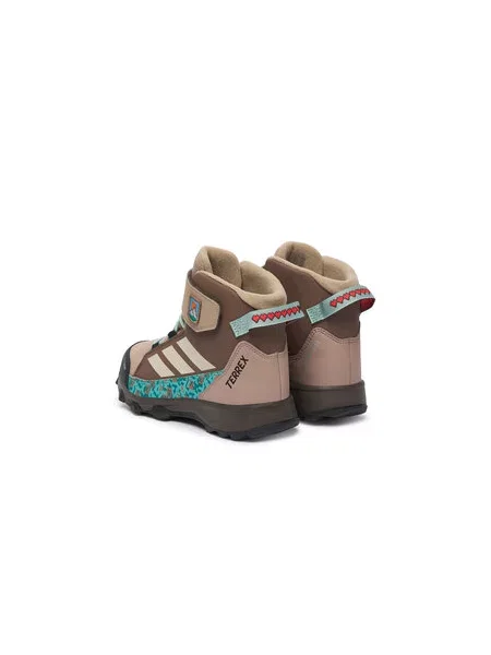 Bakancs adidas Minecraft Terrex Snow Cf Climawarm Winter Shoes Kids Sötét bézs